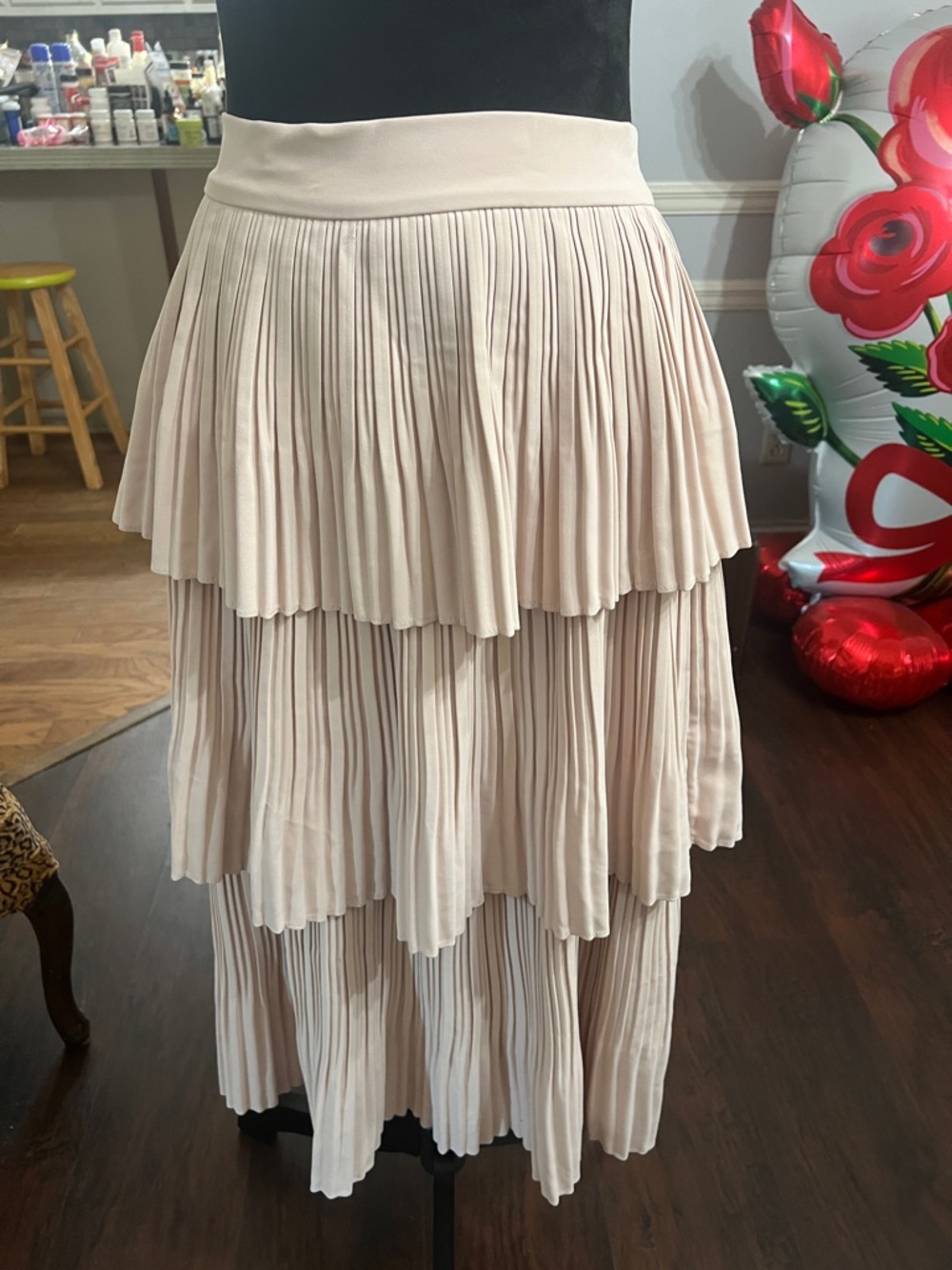 Ivy City Co Blush Pleated Tiered Midi Skirt
